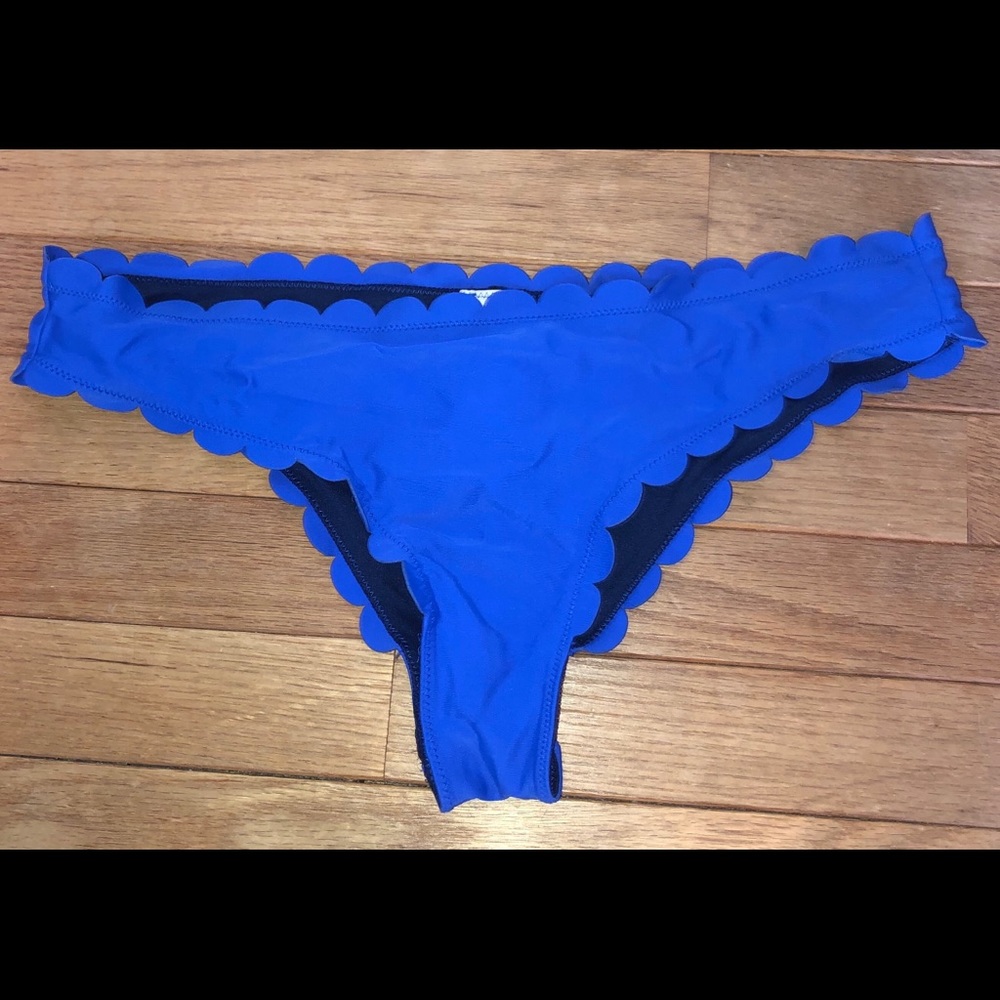 Abercrombie scalloped bikini bottom